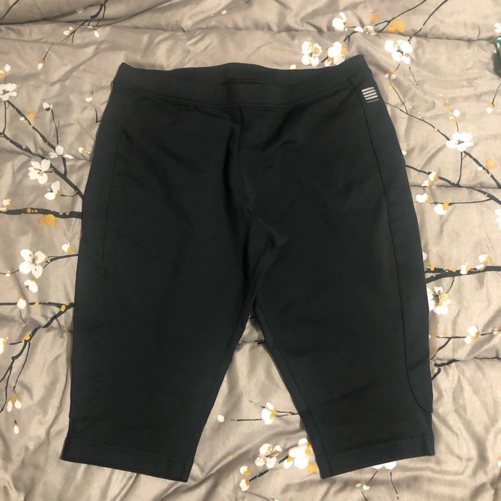 Lands’ End Activewear Black Compression Capris LP